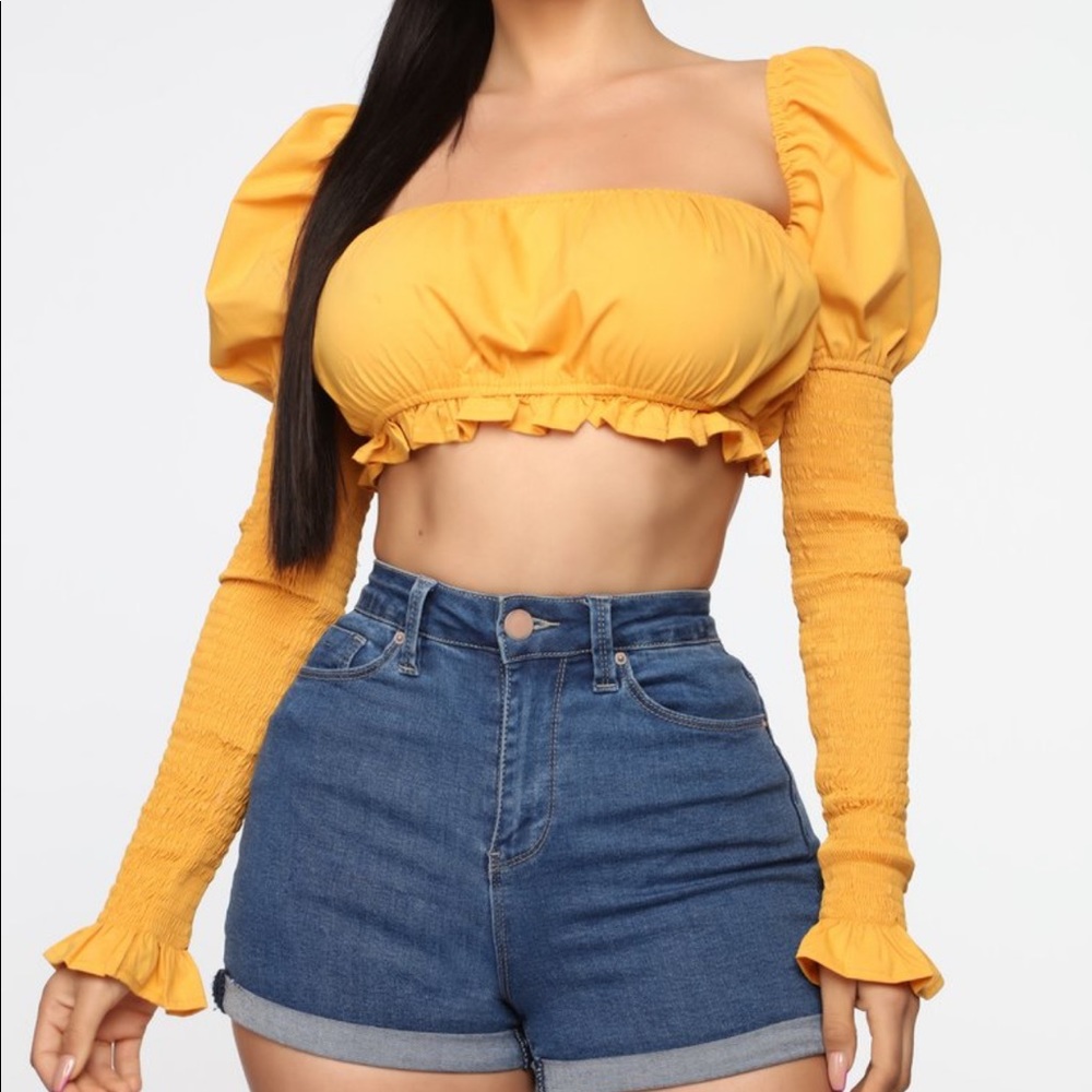 Crop top